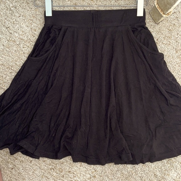 SO Dresses & Skirts - SO Skater Skirt